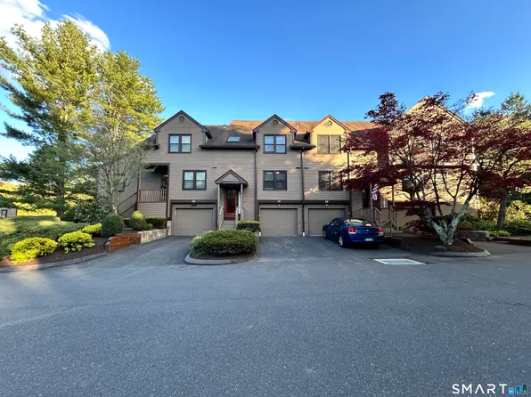 34 Overlook Drive #34, Monroe, CT 06468