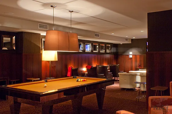 Rented by Compass | media 11