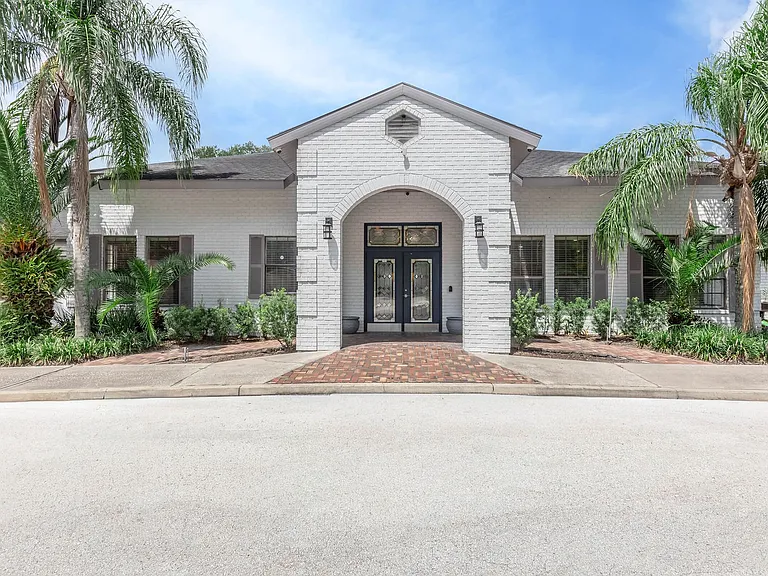Vivo Living Jacksonville — Photo 9