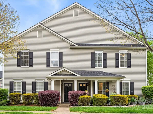1127 Triece Ln, Charlotte, NC 28215