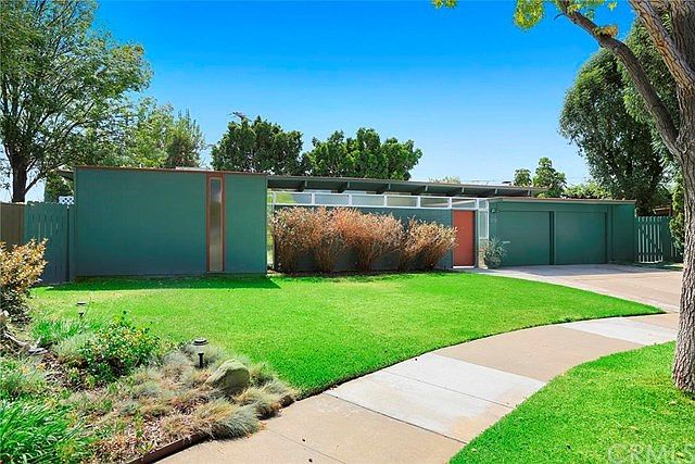 Well maintained front exterior.  Beautiful curb appeal set far back from street.