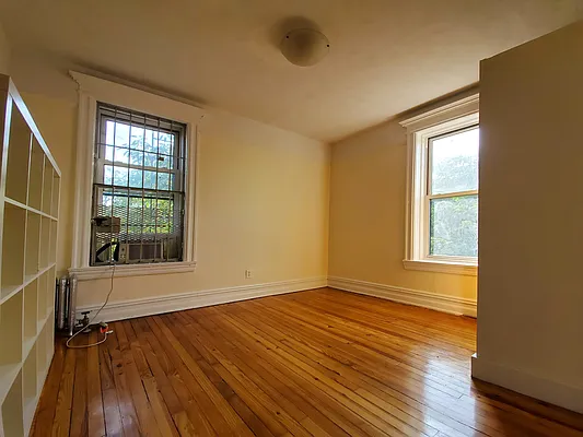 Rented by Sunshine Management Group, LLC | media 5