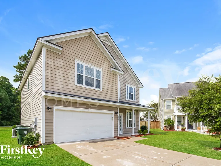 200 Palmetto Village Cir — Photo 2