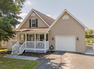 30 Copper Beech Ct SE, Christiansburg, VA 24073