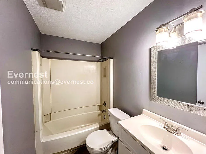 9 Meredith Ct #5 — Photo 11