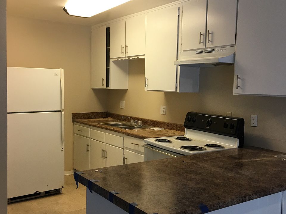 1st image of 516 Massachusetts Ave APT C