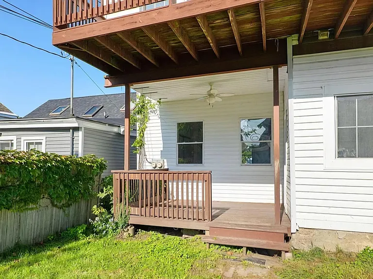Private deck