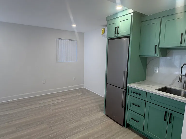 1212 N Fuller Ave #1 — Photo 10