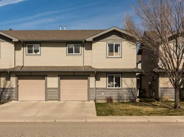 101 SE Silkstone Rd W #2, Lethbridge, AB T1J 3A8