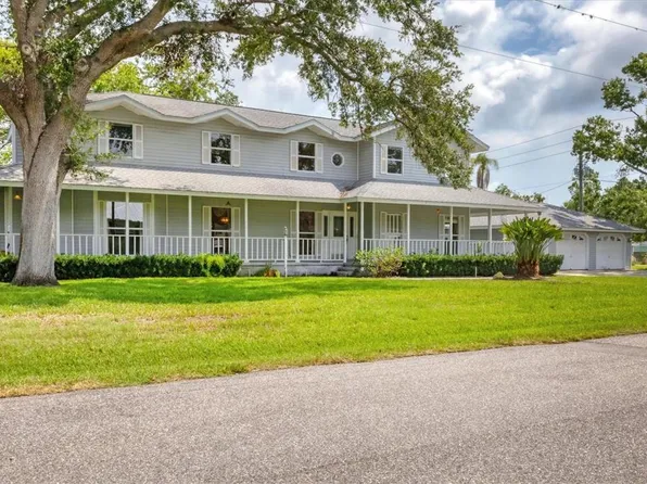 2002 8th St W, Palmetto, FL 34221