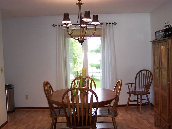 5th image of 6052 Lothian Ct