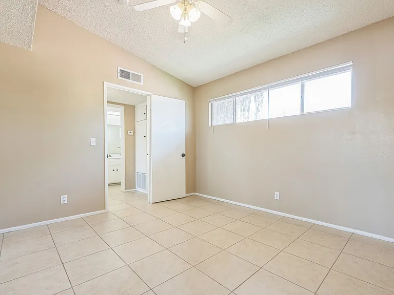 73355 Guadalupe Avenue — Photo 16