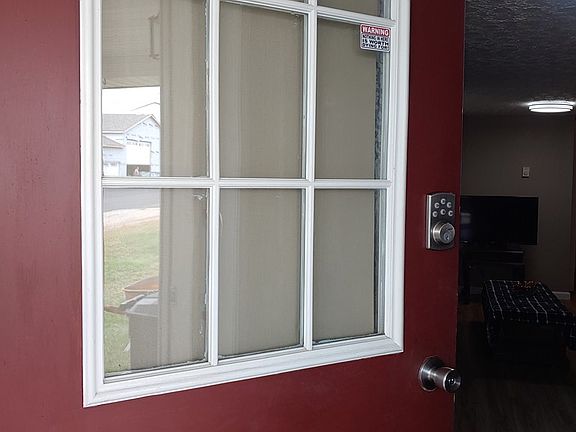 3rd image of 117 S Forsythe St
