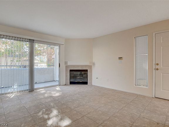 4th image of 3041 Casey Dr Unit 203