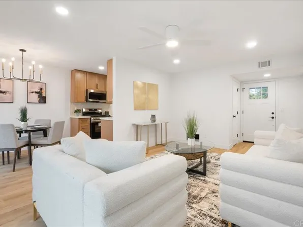 242 Avenida Del Gado, Oceanside, CA 92057