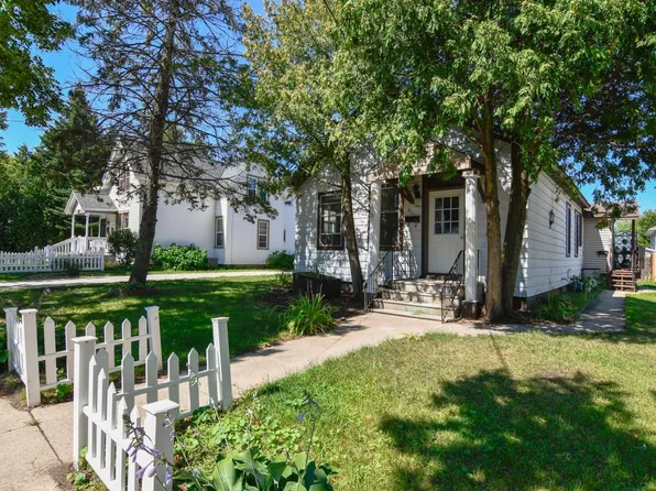 812 S Jefferson St, Green Bay, WI 54301