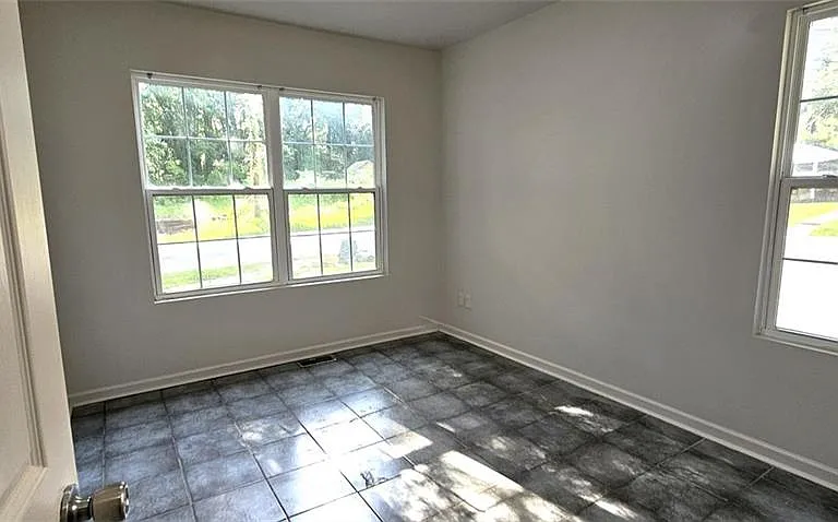 501 Pine Park St #O — Photo 8