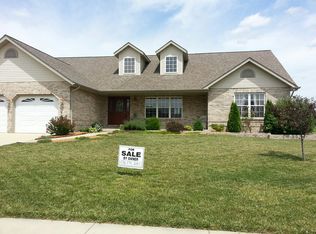 45 Arrowleaf St, Highland, IL 62249