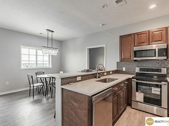 3rd image of 5907 N 158th Ct #2306