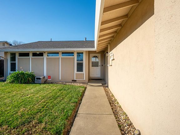 2nd image of 1229 Alderwood Way