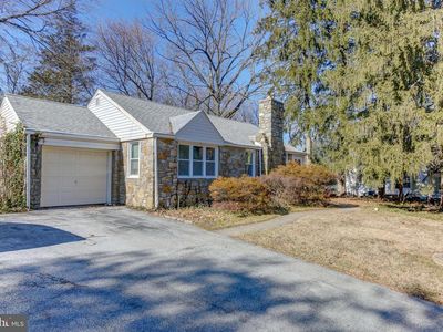 124 N Sproul Rd, Broomall, PA, 19008