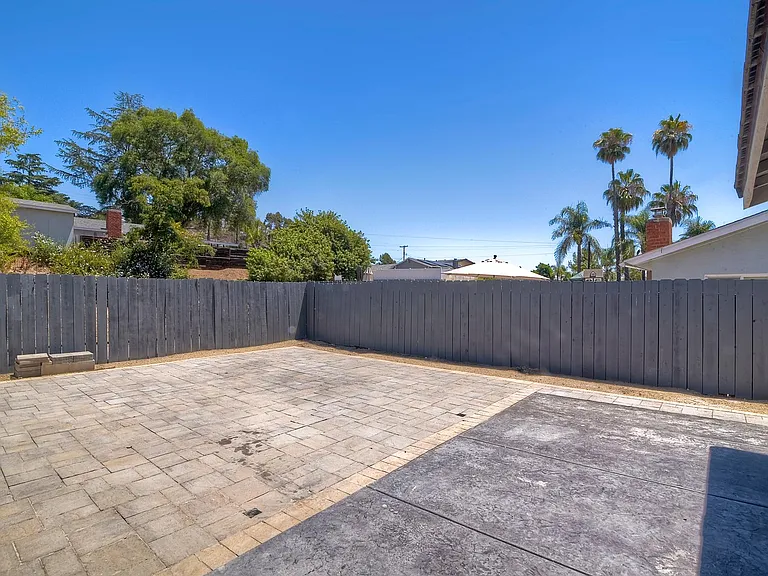 14111 Powers Rd — Photo 23