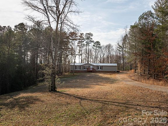 3rd image of 3013 Bonnie Ln #3