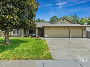 1546 N Prestwick Way, Eagle, ID 83616