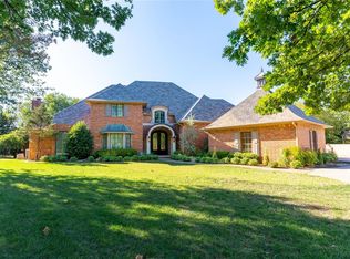 18801 Wolf Creek Dr, Edmond, OK 73012