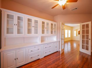 801 Falcon Ln, Leander, TX 78641