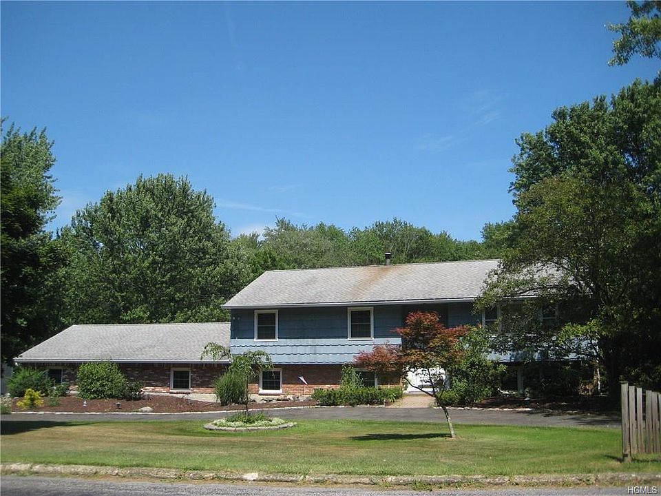 1st image of 54 Bayberry Dr