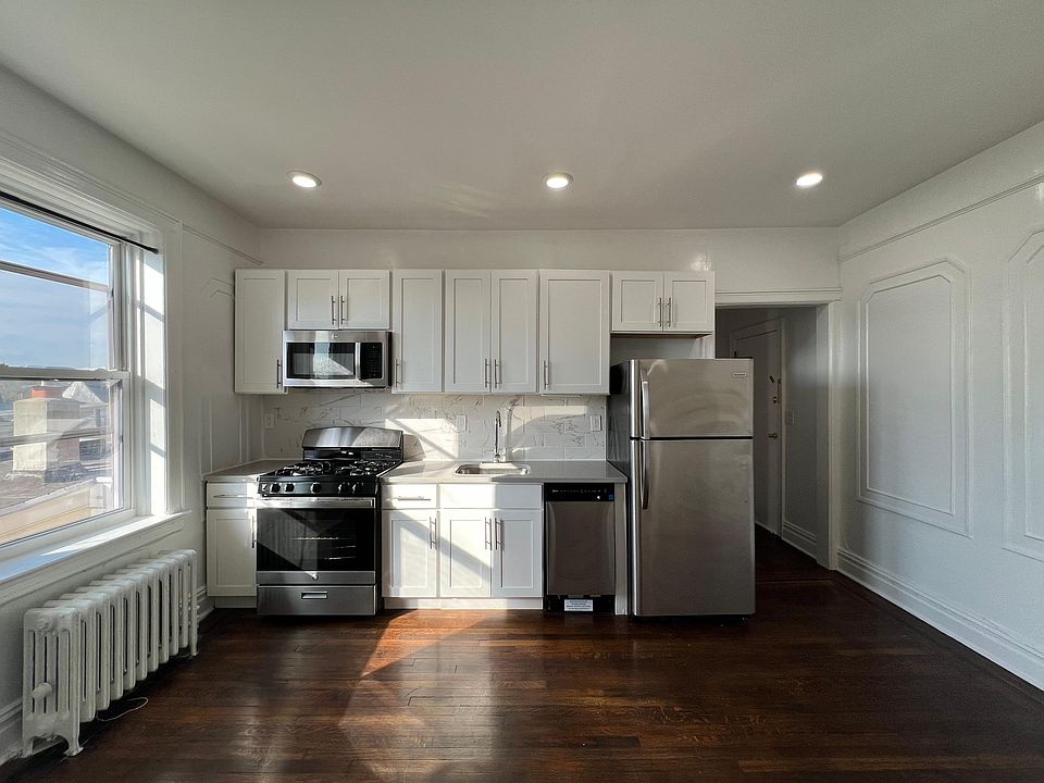 1st image of 71 Lexington Ave #9E