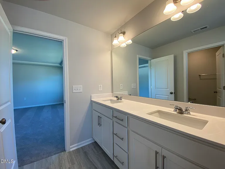 1149 Matterhorn Dr — Photo 30