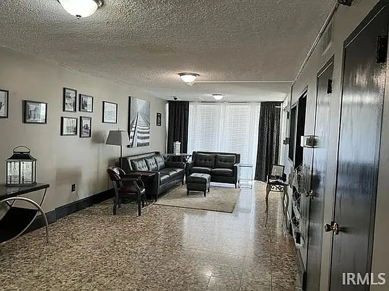 1100 Erie Ave #605 — Photo 14