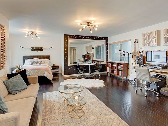 4th image of 645 Westmount Dr APT 306