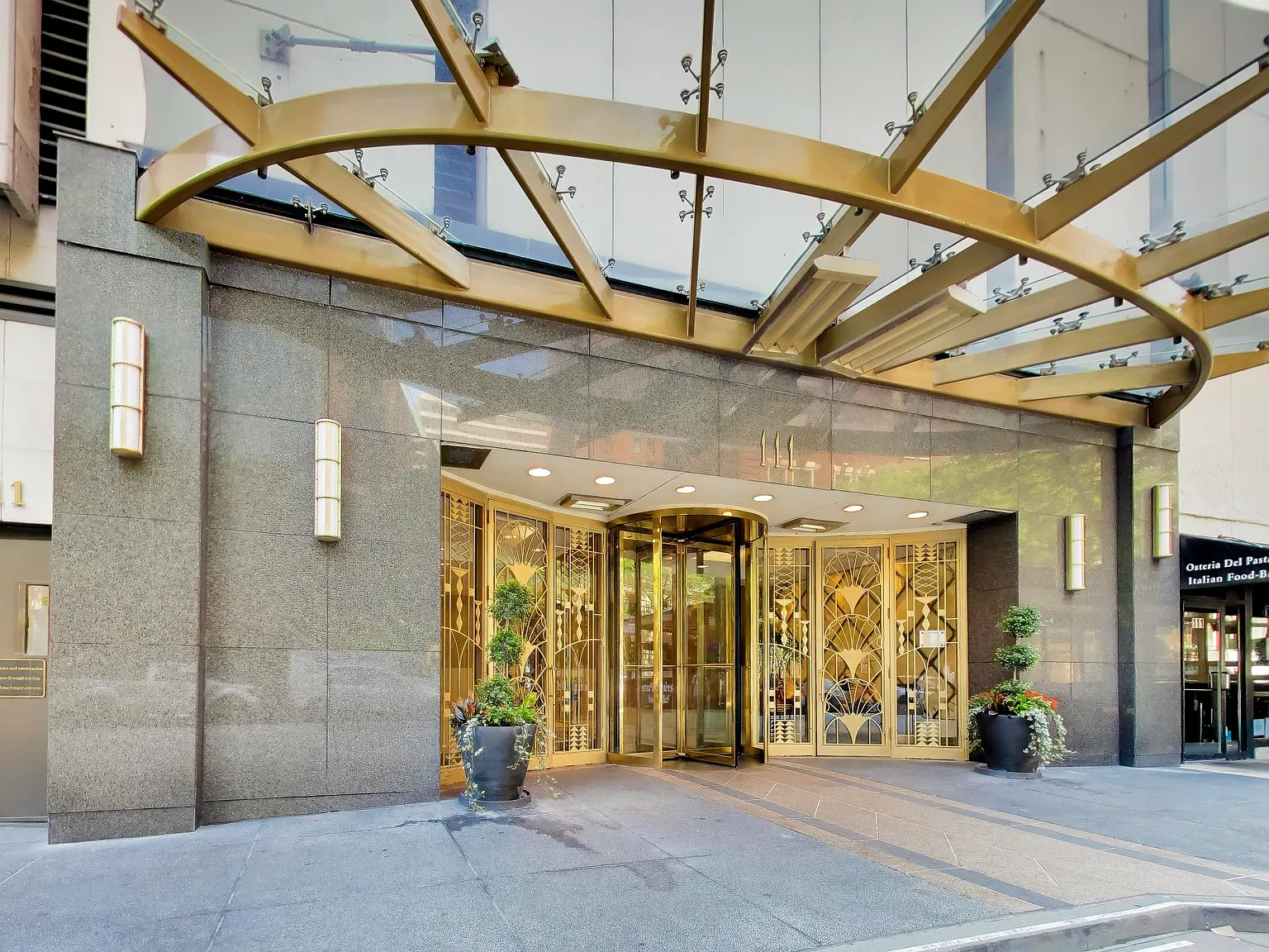 1 bed, 1000 sqft, $3,650 — Photo 2