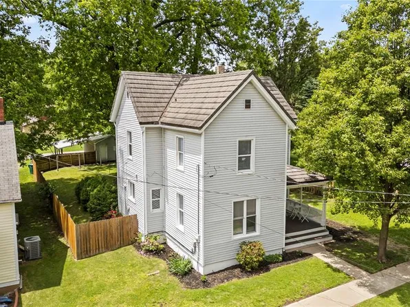 409 Cherry St, Lebanon, IL 62254