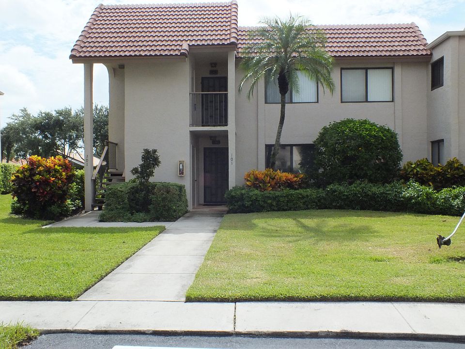 1st image of 5603 Fairway Park Dr APT 201