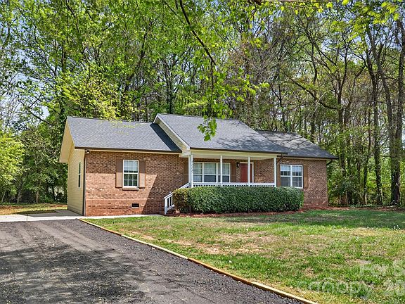 3rd image of 5000 Kerr Ln