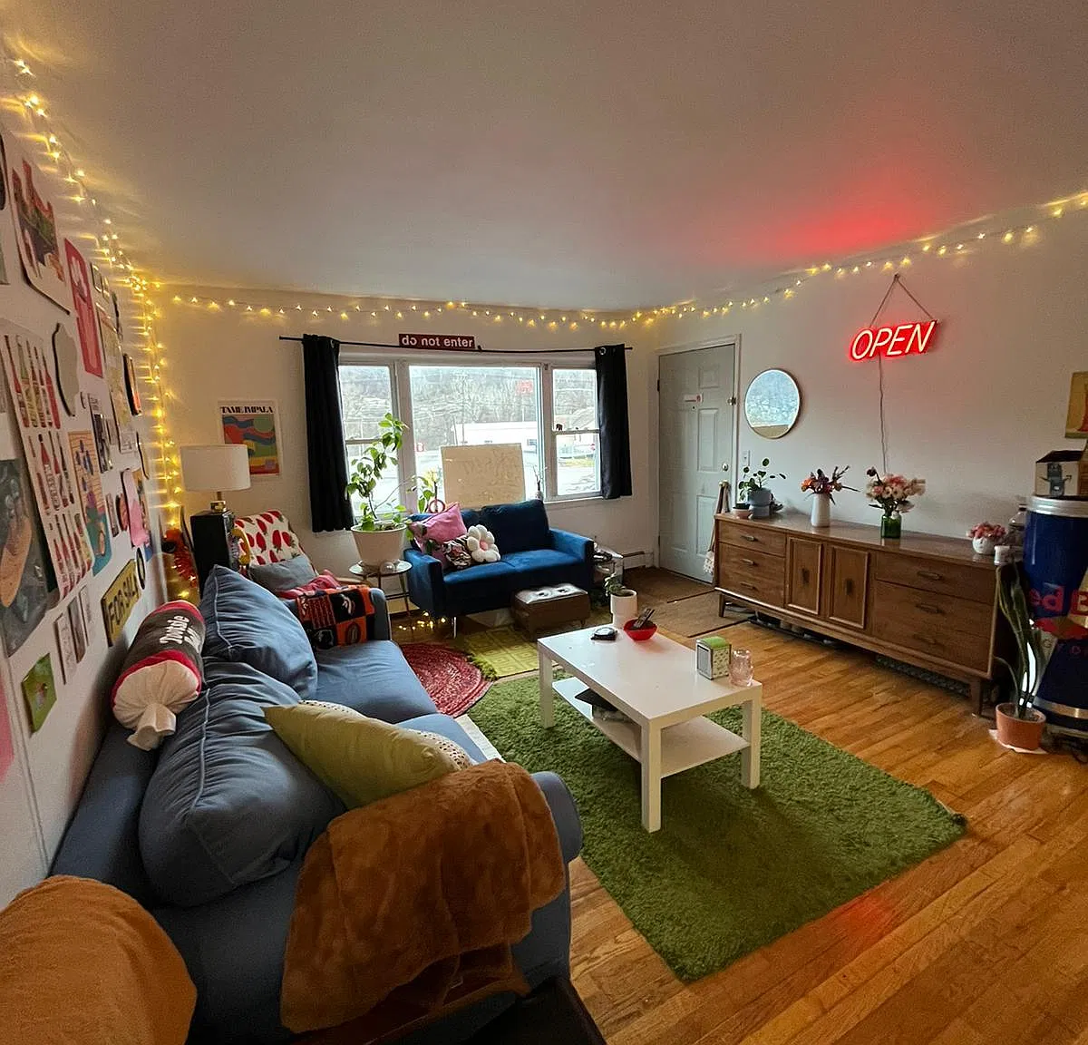 2 bed, 950 sqft, $1,550 — Photo 3
