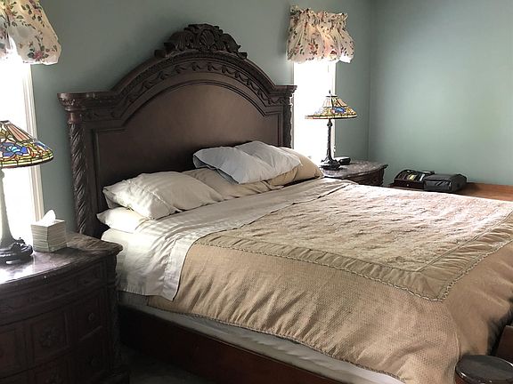 2nd image of 265 Margaret Cir