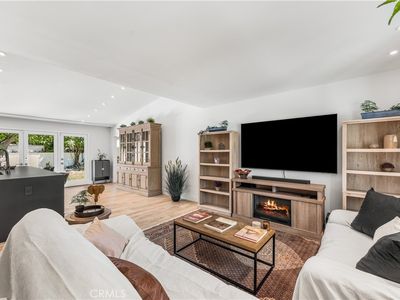 5910 Alonzo Ave, Encino, CA, 91316