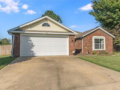 122 N Michael St, Lowell, AR, 72745