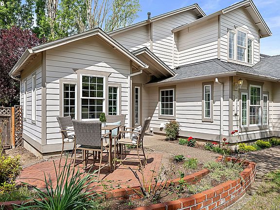 2nd image of 15709 NW Rondos Dr