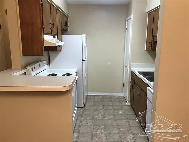2 bed, 1000 sqft, $1,150 — Photo 4