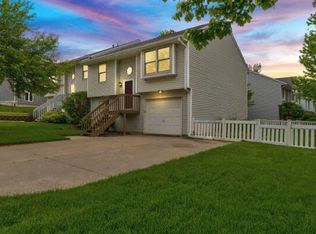 1999 Winterpark Pl, Coralville, IA 52241