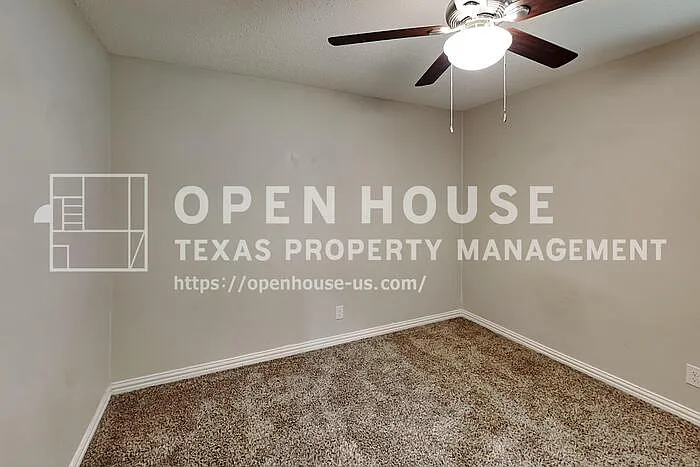 1523 Warwick Dr — Photo 28