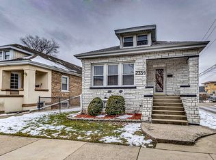 2334 N 76th Ct, Elmwood Park, IL