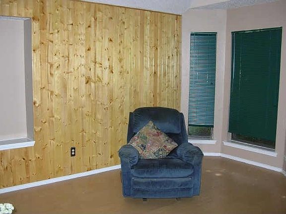 2nd image of 5905 Beckett Dr