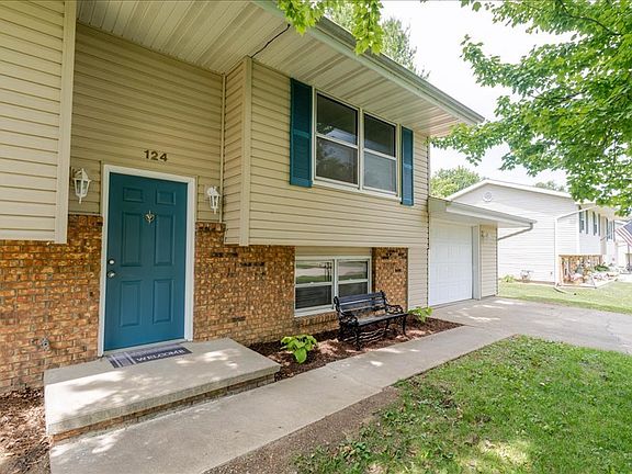 2nd image of 124 Hilton Dr